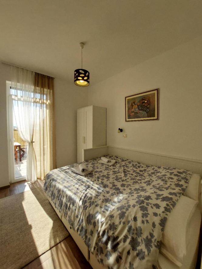 Apartments Maris Vranjic Экстерьер фото